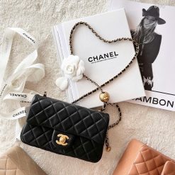 CHANEL CLASSIC SPHERE Sz20cm