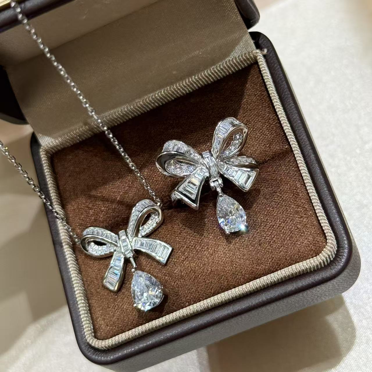 S925 Sterling Silver Square Diamond Teardrop Necklace/Ring - Elegant, sophisticated and versatile S925 Sterling Silver Square Diamond Teardrop Necklace/Ring - Elegant, sophisticated and versatile