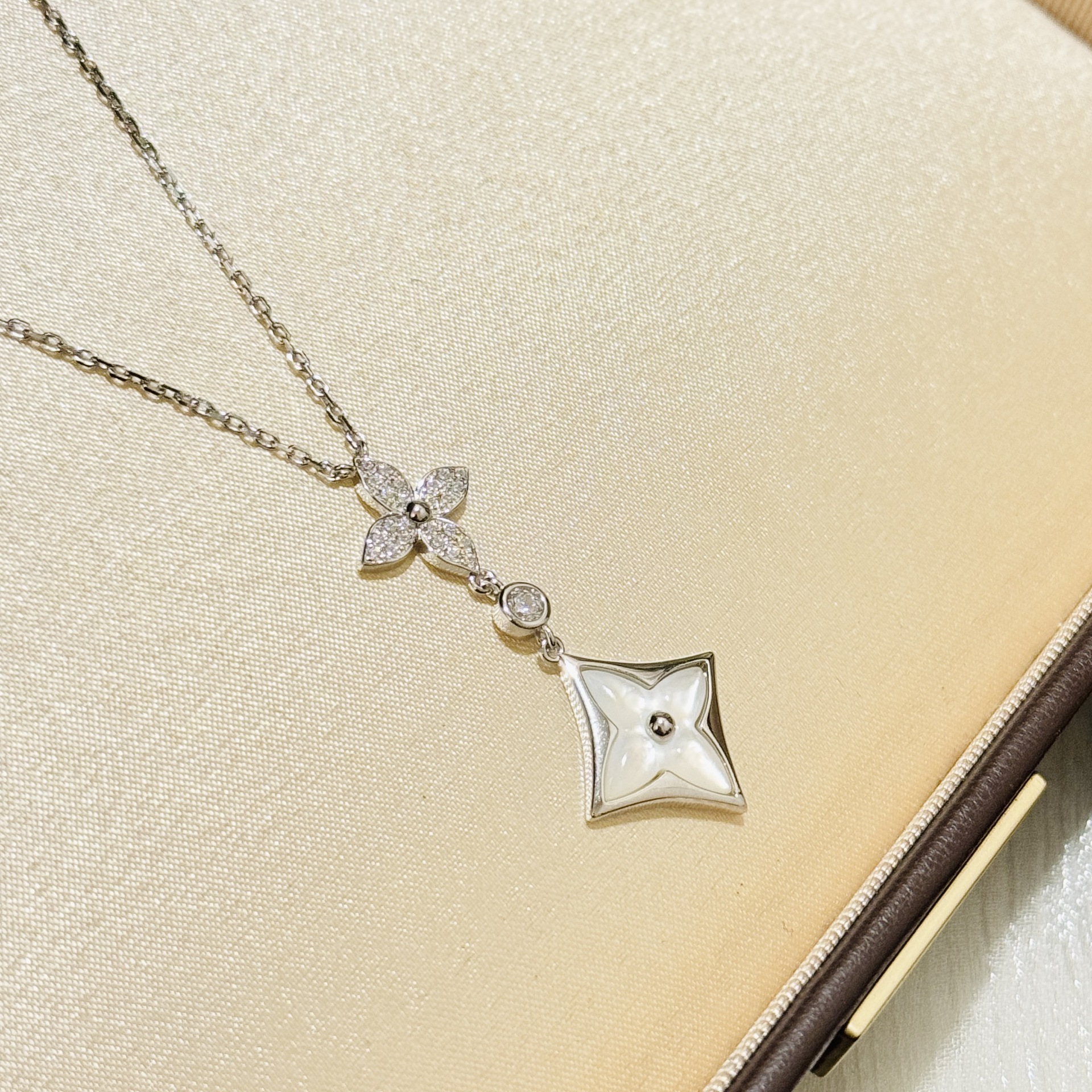 Sterling Silver S925 Lace Mesh Bracelet: Italian Design, French Elegant Luxury, High-Class Royal Style Sterling Silver S925 Lace Mesh Bracelet: Italian Design, French Elegant Luxury, High-Class Royal Style