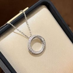 S925 Silver Rotating Circle Necklace: A sophisticated and versatile piece with an elegant spiral design and solid diamond accents.