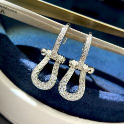 S925 Sterling Silver Horseshoe Lock Earrings, Stud Earrings, Unique Design, High-end Stud Earrings, Exquisite Luxury Stud Earrings