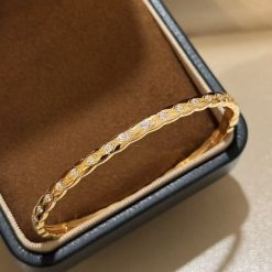 S925 silver cross pattern narrow bracelet, classic plain bracelet with crescent diamond, classic and versatile