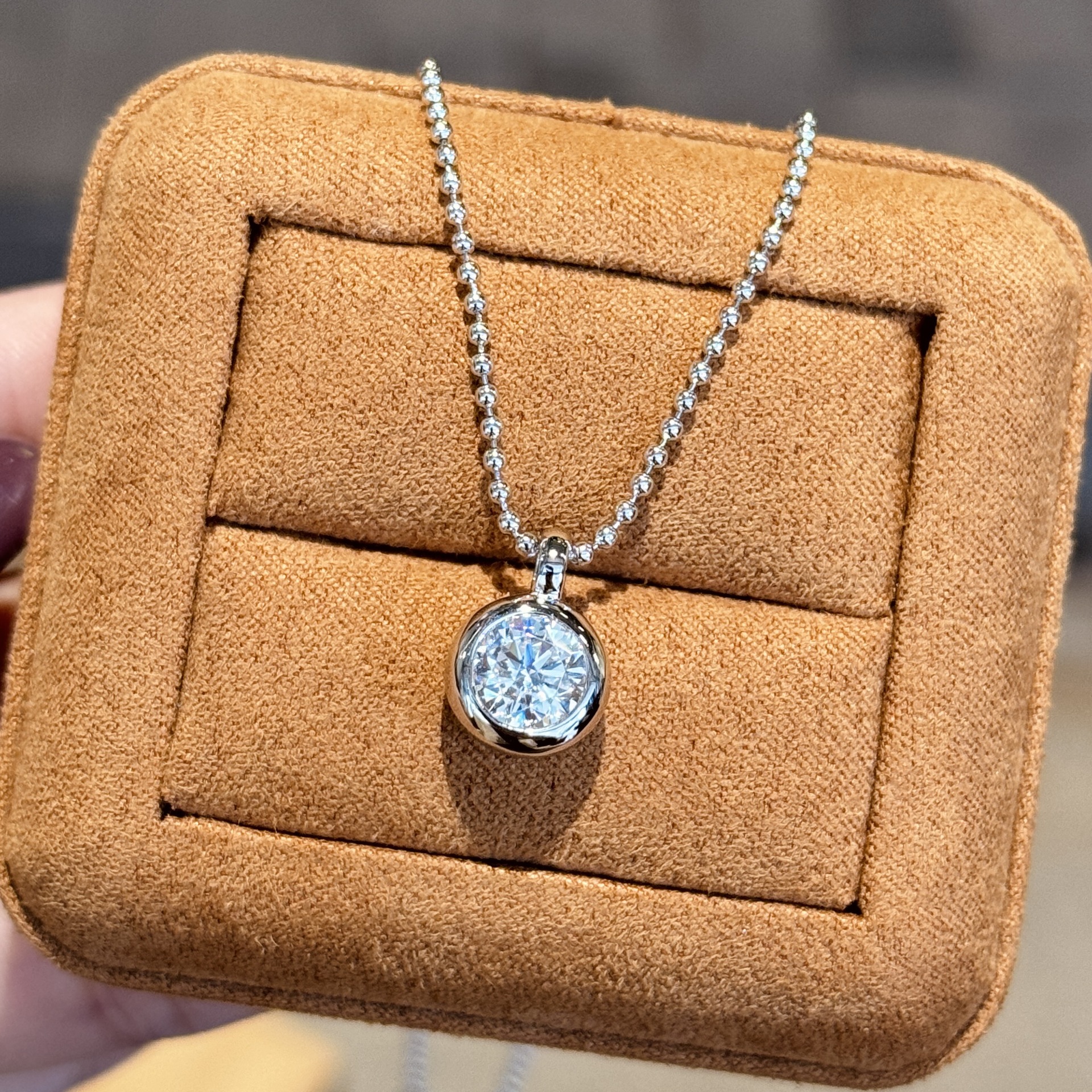 S925 Sterling Silver Bubble Diamond Necklace with Beads: French retro style, luxurious, sophisticated and versatile. S925 Sterling Silver Bubble Diamond Necklace with Beads: French retro style, luxurious, sophisticated and versatile.