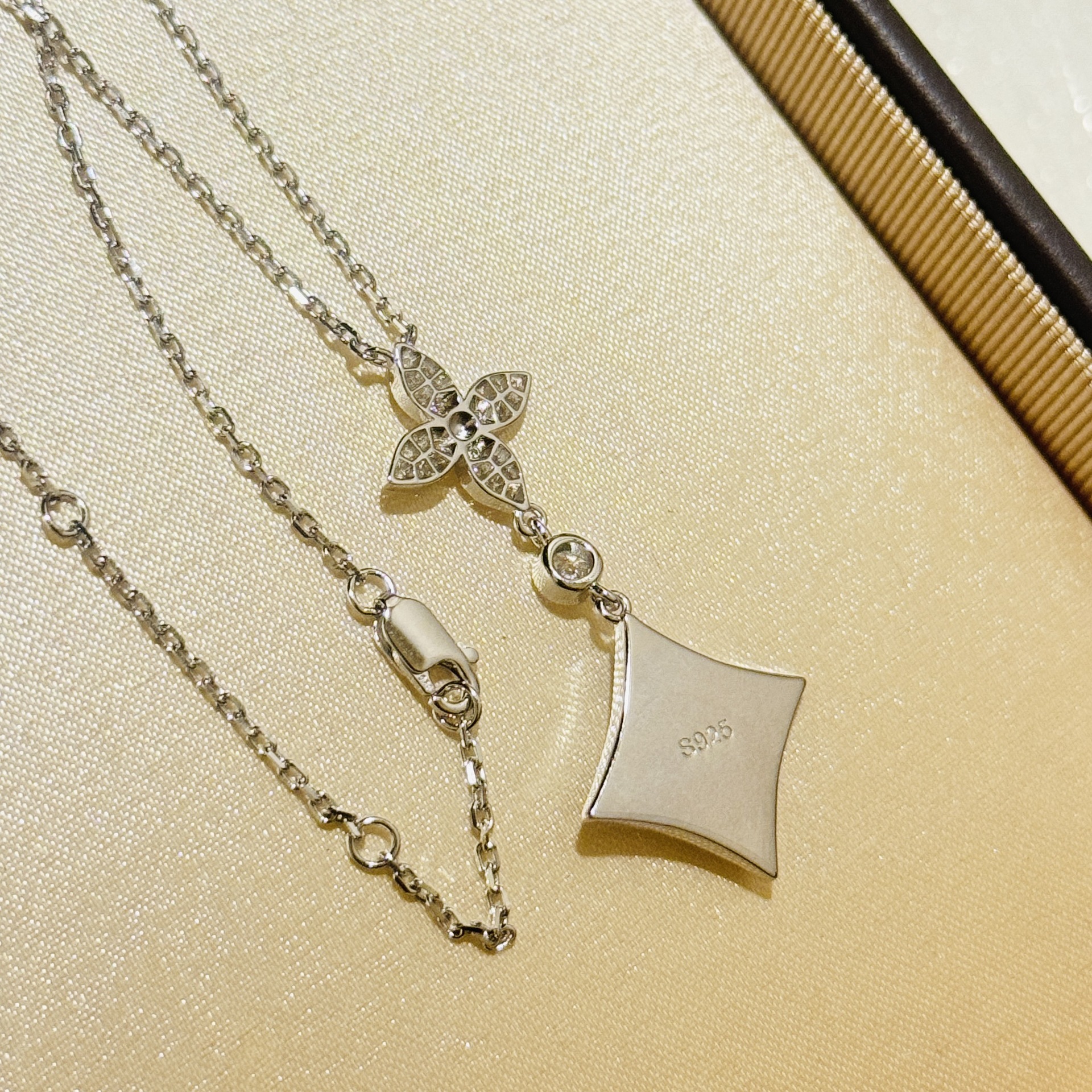 Sterling Silver S925 Lace Mesh Bracelet: Italian Design, French Elegant Luxury, High-Class Royal Style Sterling Silver S925 Lace Mesh Bracelet: Italian Design, French Elegant Luxury, High-Class Royal Style