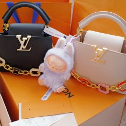 L.V Capucine SUPER chain strap Size 21cm