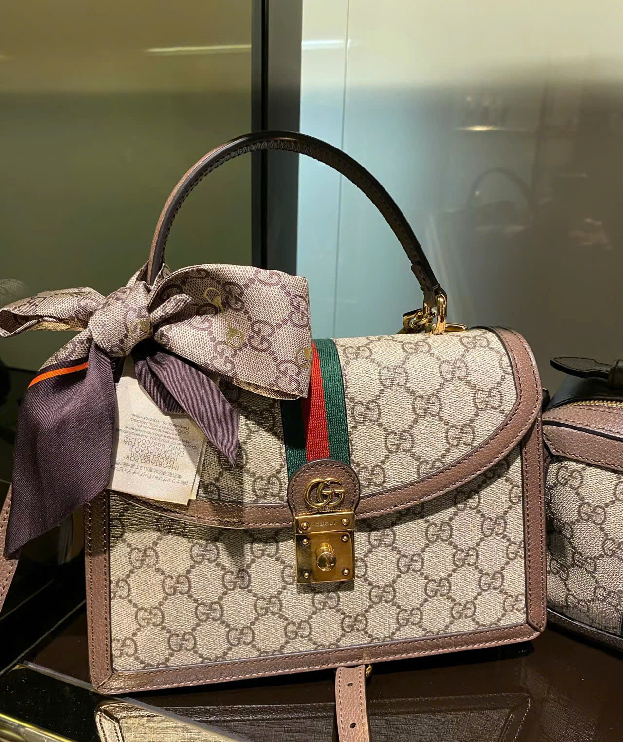 Gucci Ophidia NB size 25*17.5*7cm material: cowhide Gucci Ophidia NB size 25*17.5*7cm material: cowhide