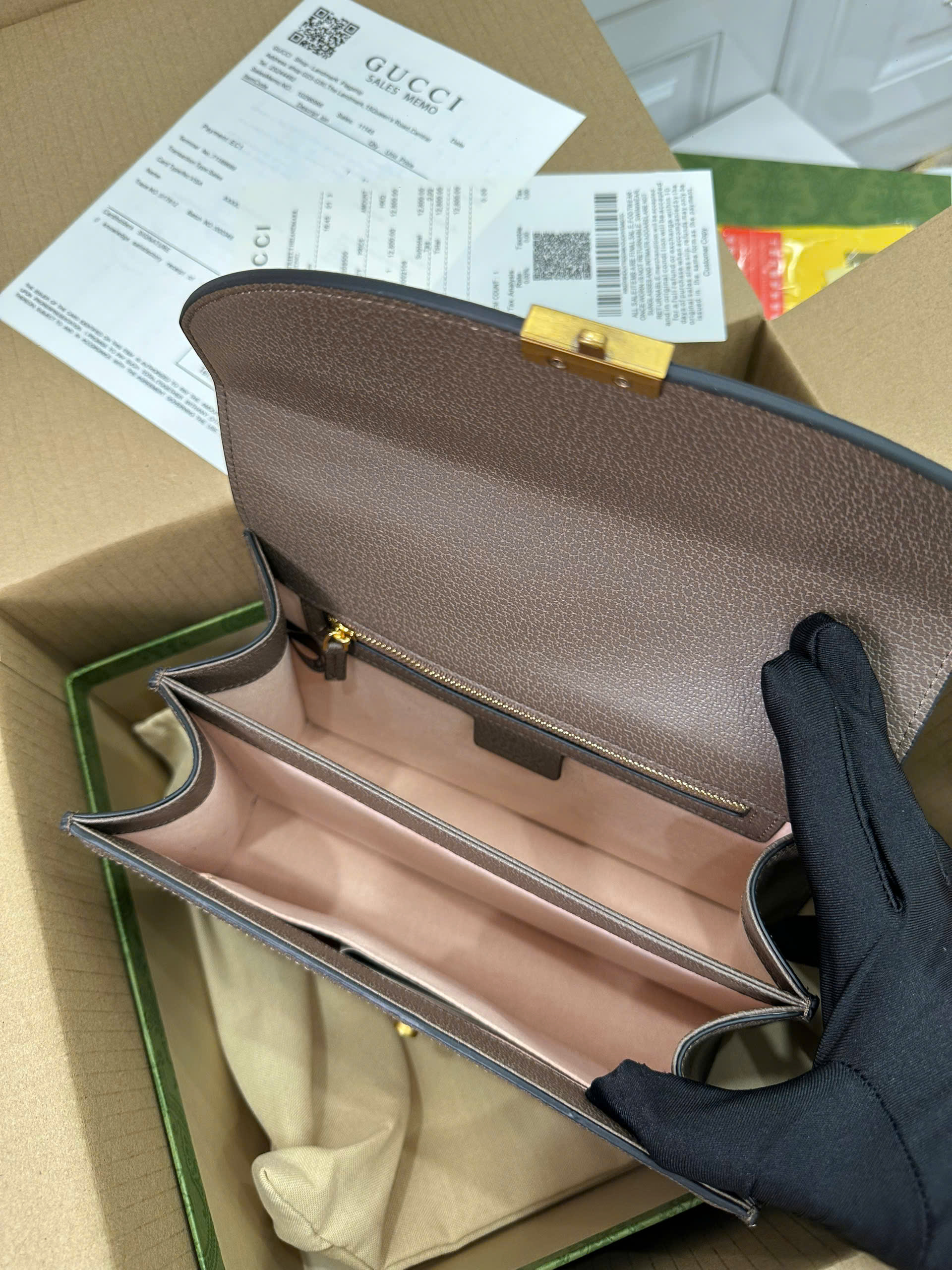 Gucci Ophidia NB size 25*17.5*7cm material: cowhide Gucci Ophidia NB size 25*17.5*7cm material: cowhide