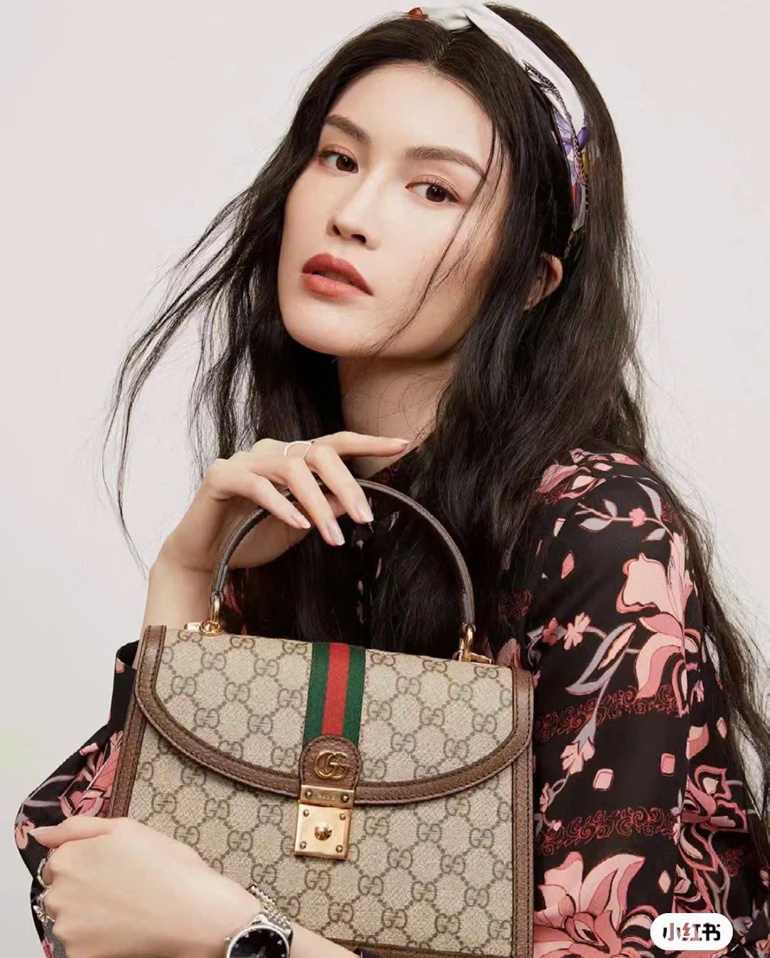 Gucci Ophidia NB size 25*17.5*7cm material: cowhide Gucci Ophidia NB size 25*17.5*7cm material: cowhide