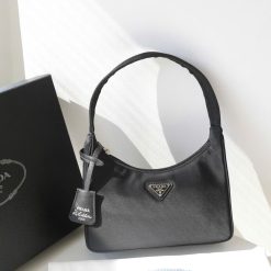 PRADA NYLON HOBO size 23cm scratch-resistant parachute fabric, fabric lining