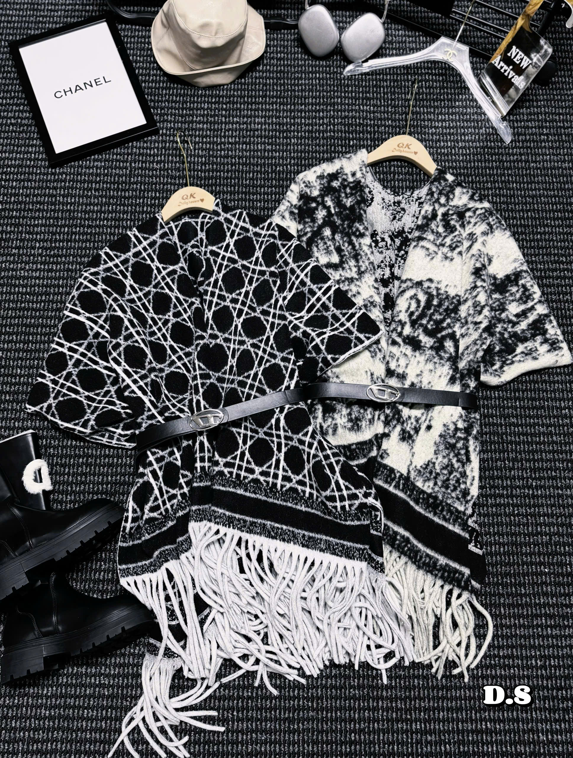 HIGH QUALITY DIOR SCARF. Material: Super soft high quality wool HIGH QUALITY DIOR SCARF. Material: Super soft high quality wool