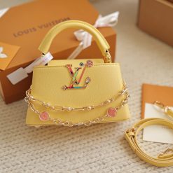 MURAKAMI x CAPU Very beautiful genuine leather version Material: Togo leather size 21