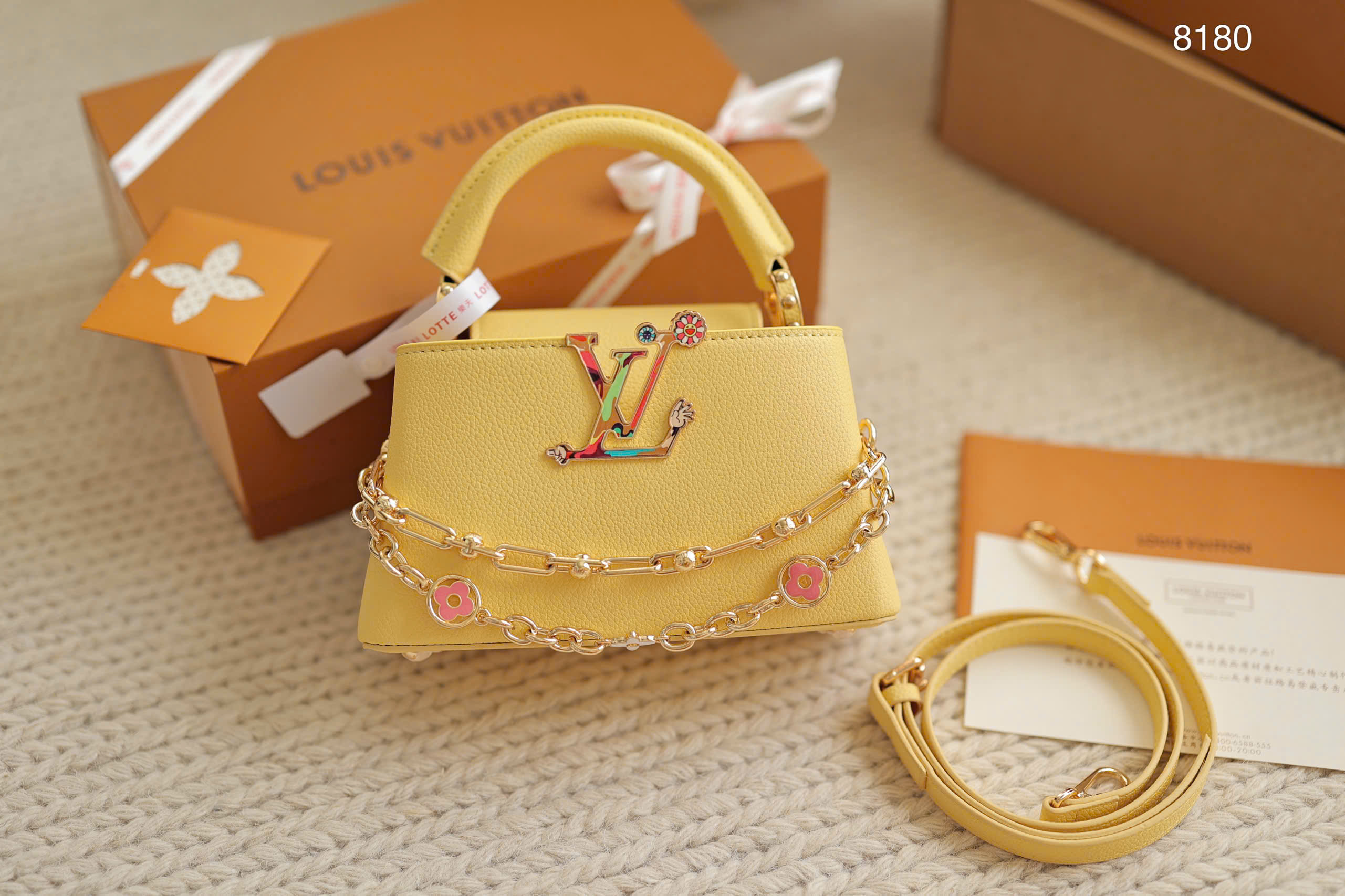 MURAKAMI x CAPU Very beautiful genuine leather version Material: Togo leather size 21 MURAKAMI x CAPU Very beautiful genuine leather version Material: Togo leather size 21