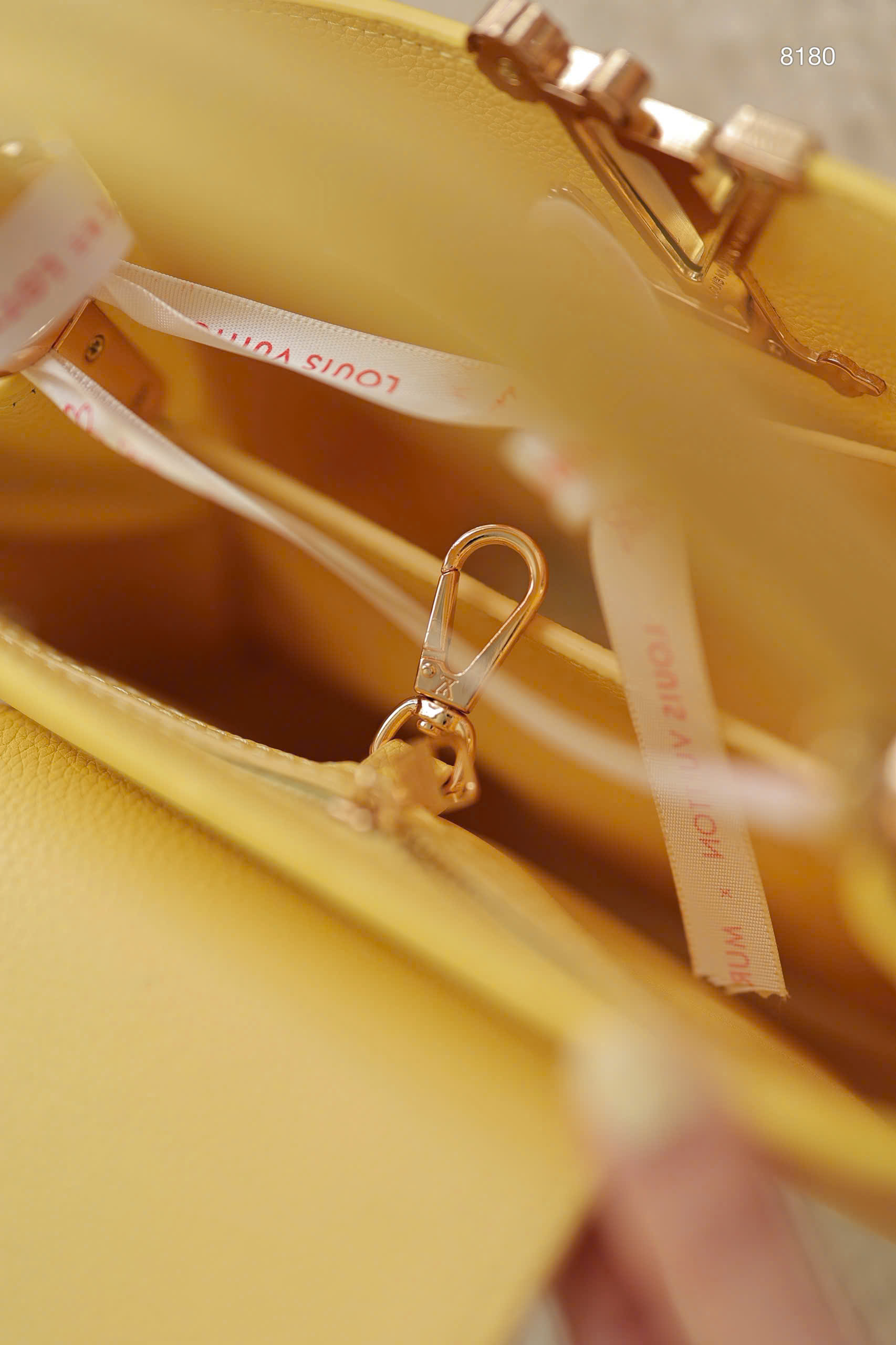 MURAKAMI x CAPU Very beautiful genuine leather version Material: Togo leather size 21 MURAKAMI x CAPU Very beautiful genuine leather version Material: Togo leather size 21