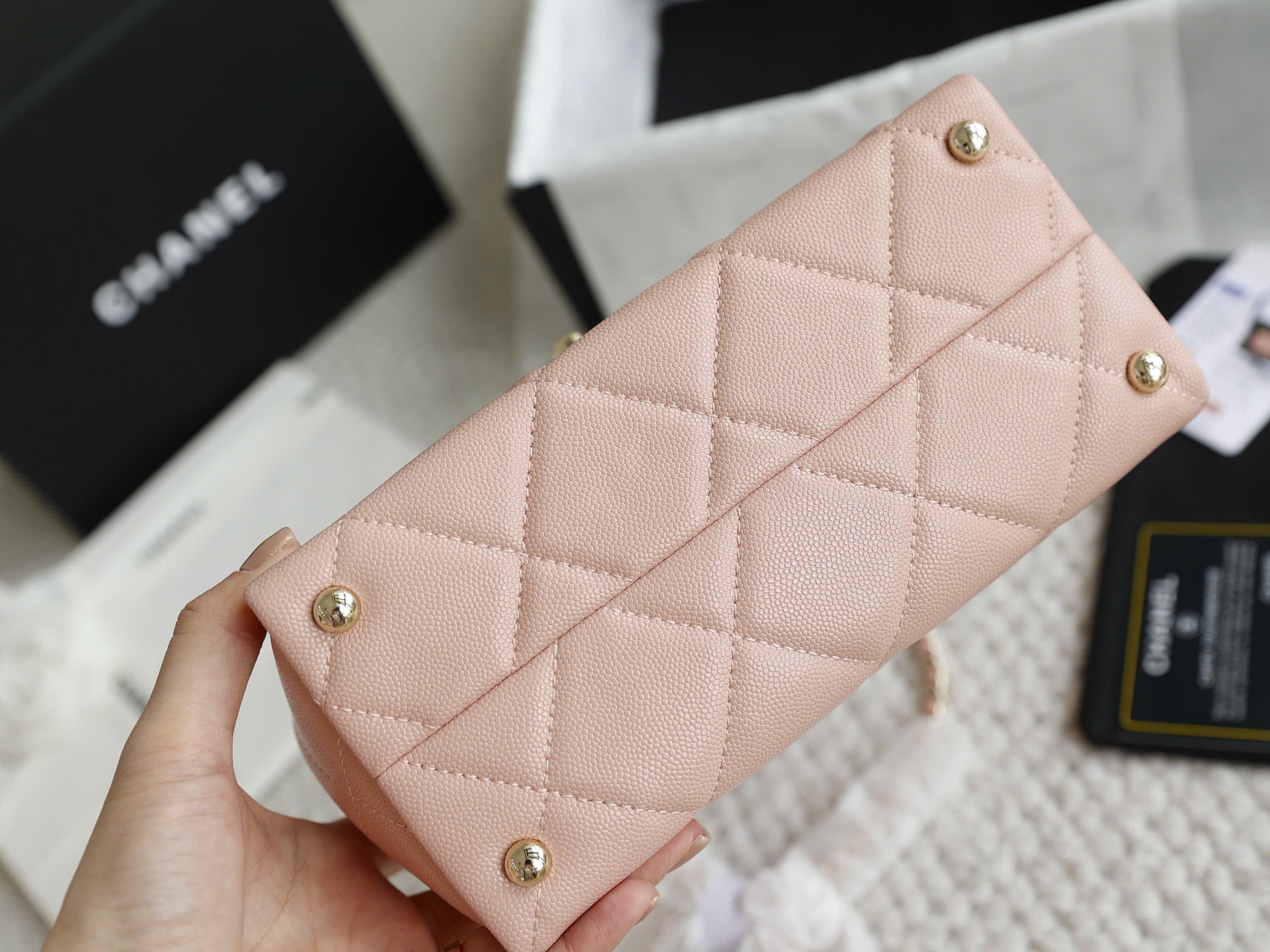 Chanel Trendy Top Handle Caviar material Size: 20cm Chanel Trendy Top Handle Caviar material Size: 20cm