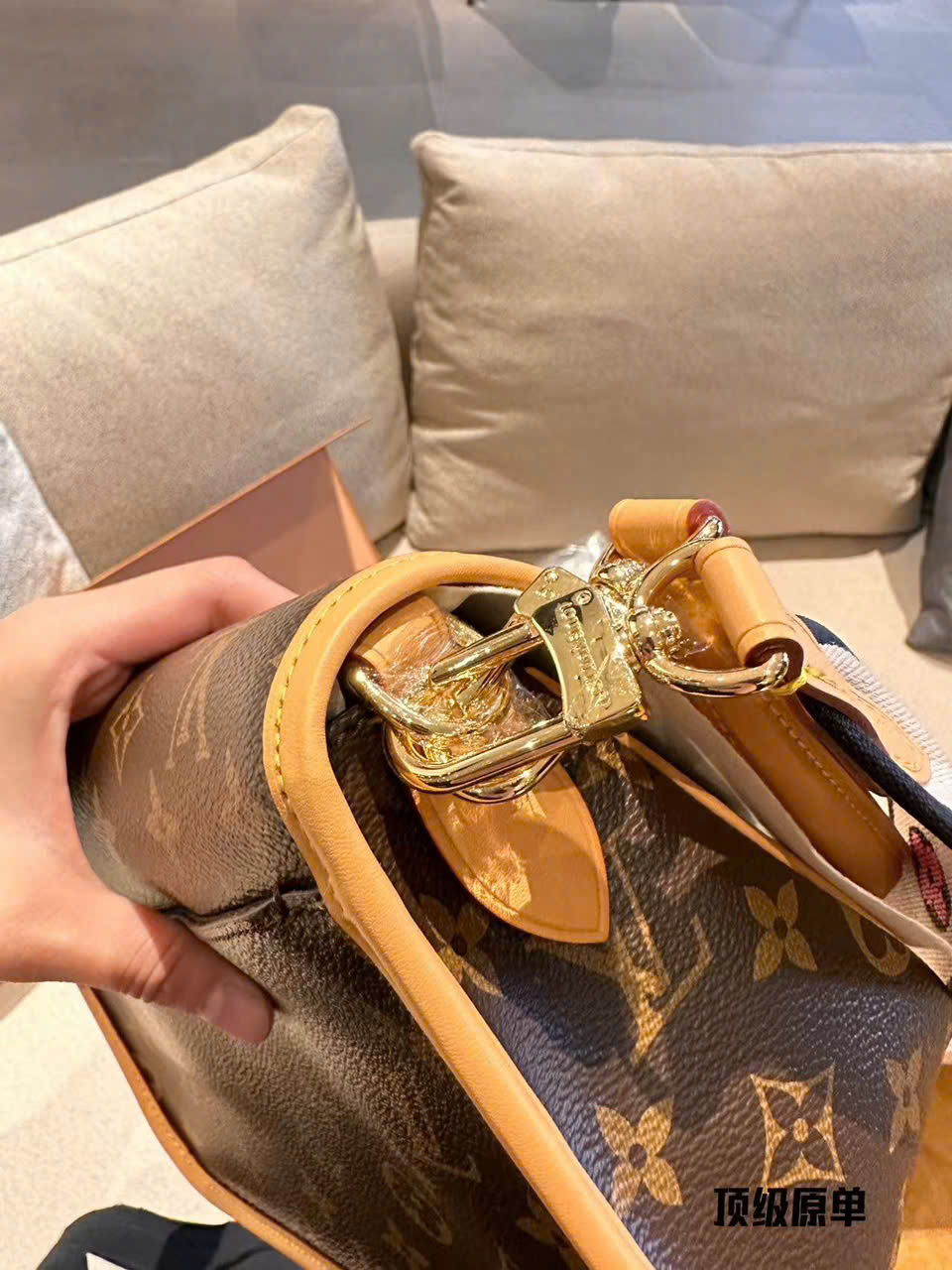 LV Diane bag - 459852 - Size: 25 cm - Material: new mixed pattern LV Diane bag - 459852 - Size: 25 cm - Material: new mixed pattern