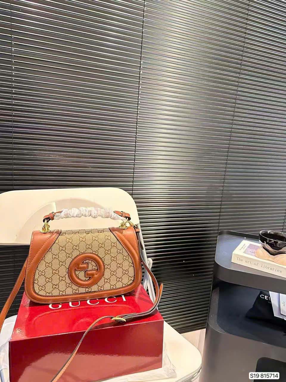 Gucci Blondie Small Top 'Rosso Ancora' super Women's Bag - Size: 26.5 x 16.5 x 8.5 cm - Material: Calfskin Gucci Blondie Small Top 'Rosso Ancora' super Women's Bag - Size: 26.5 x 16.5 x 8.5 cm - Material: Calfskin