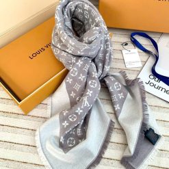 LV scarf without glitter