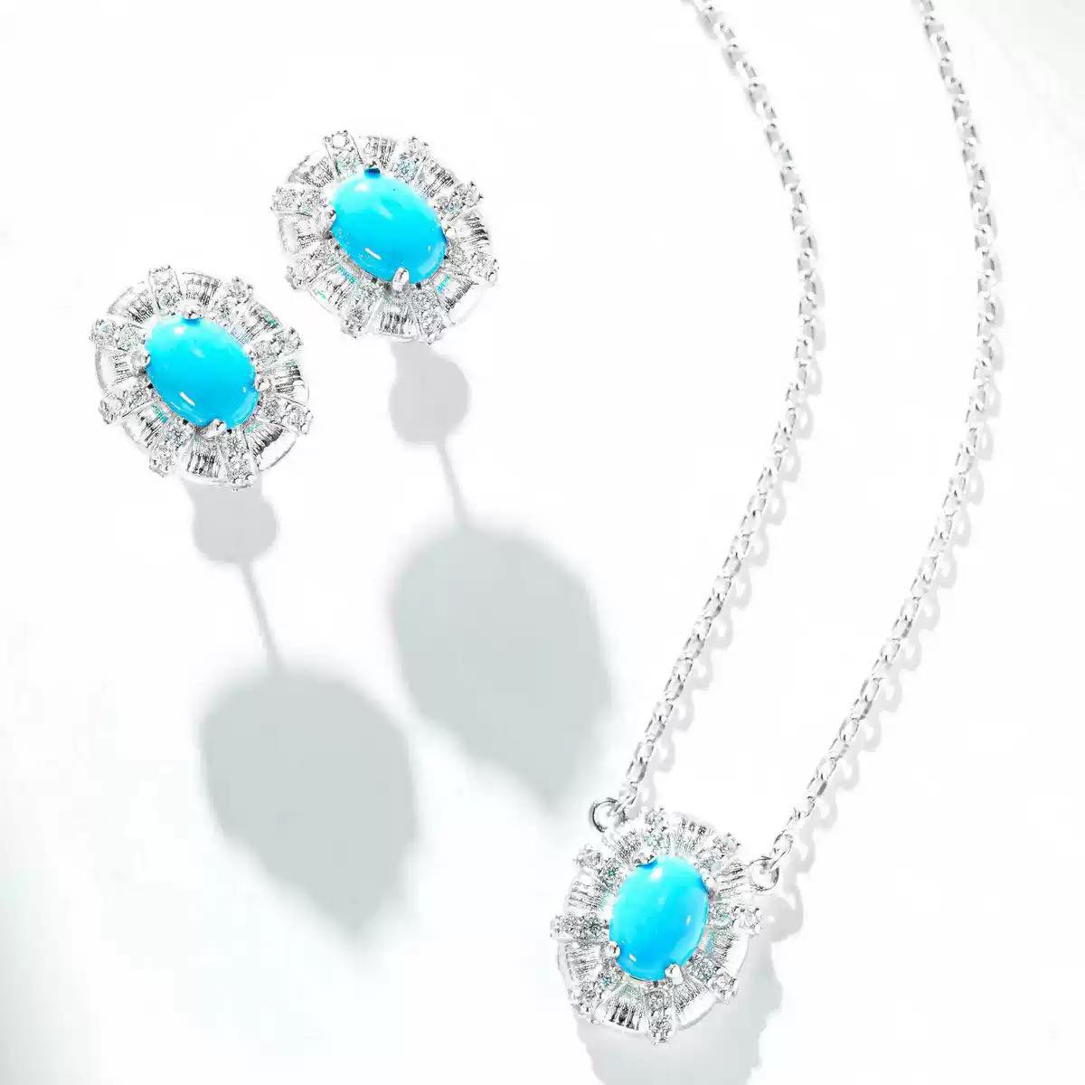TURQUOISE NECKLACE AND EARRING SET – LUXURIOUS & NOBLE TURQUOISE NECKLACE AND EARRING SET – LUXURIOUS & NOBLE