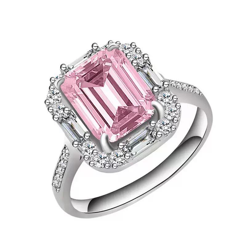 PINK EMERALD RING – ELEGANT, FEMININE, AND CAPTIVATING. PINK EMERALD RING – ELEGANT, FEMININE, AND CAPTIVATING.