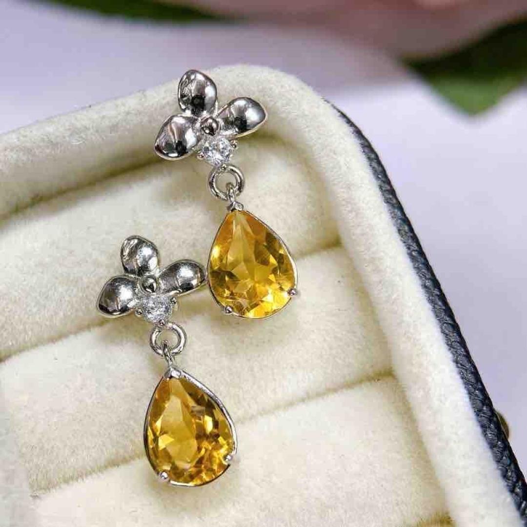 New design, elegant and natural yellow crystal earrings with silver plating (925 sterling silver) New design, elegant and natural yellow crystal earrings with silver plating (925 sterling silver)