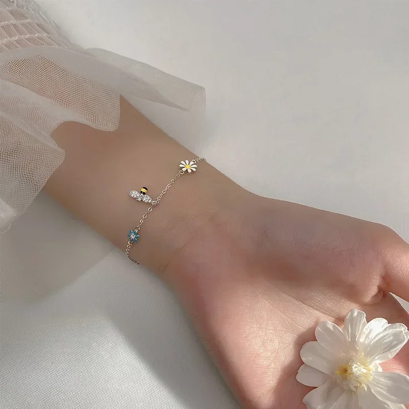 Silver Charm Bracelet For Women Girls Tassel Zircon Daisy Bee Fashion Jewelry 01