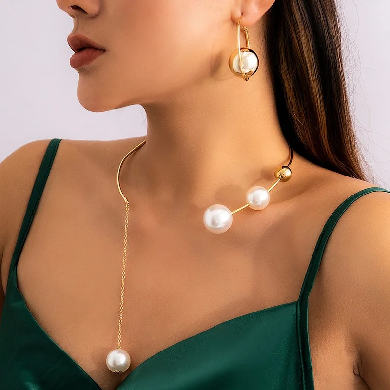 Necklace With A Cool Style Imitation Pearl Necklace Earring Set 01