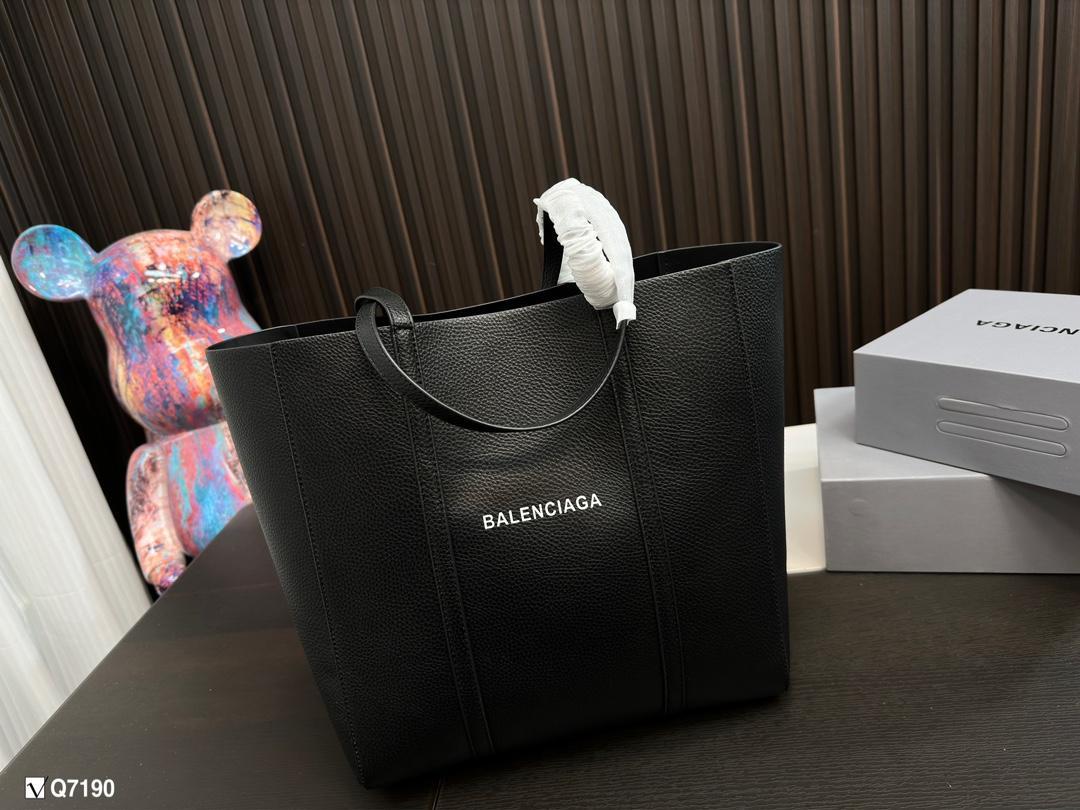 Replica Balenciaga Bag 36x29cm