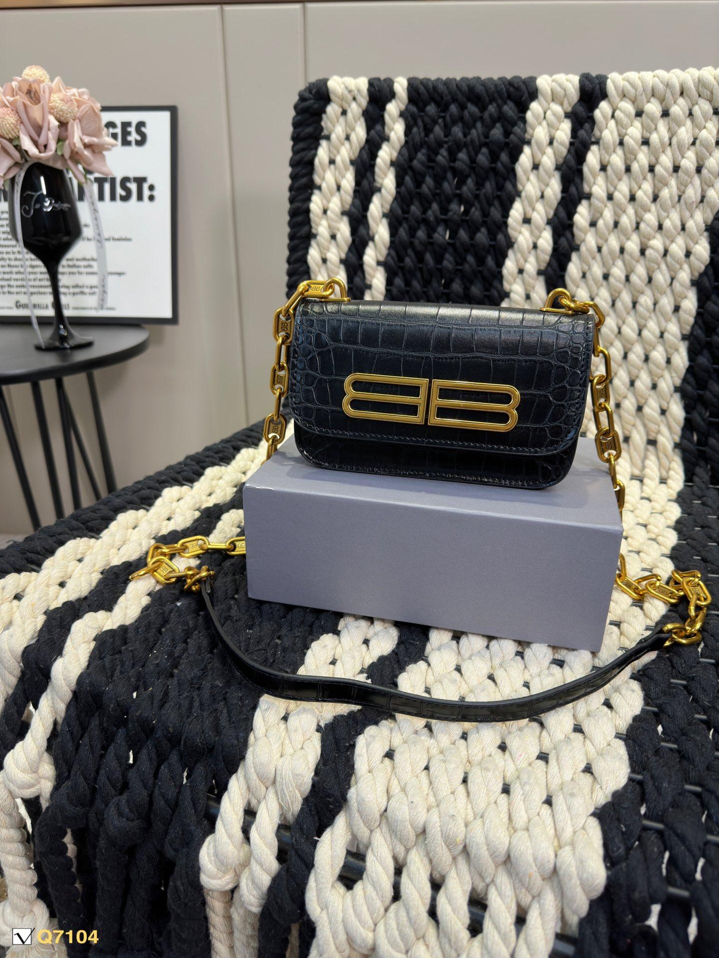Replica Balenciaga Bag 19x9cm