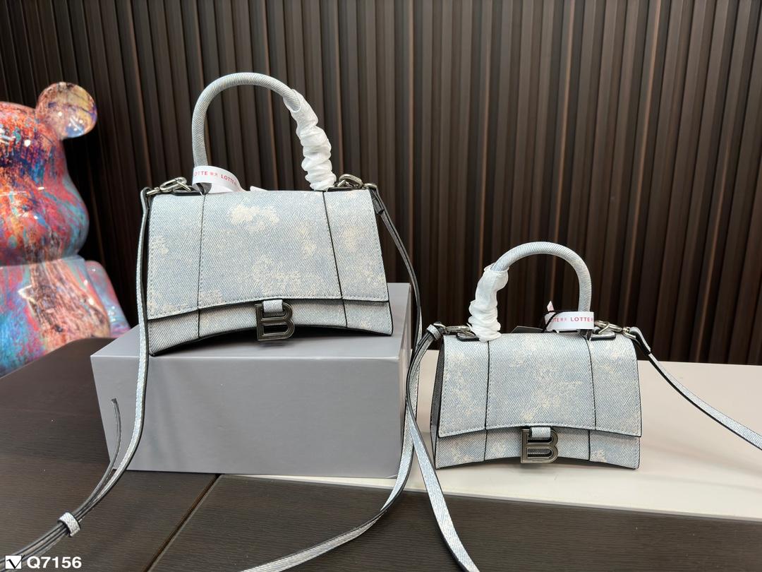 Replica Balenciaga Bag 23x10x14cm & 19x8x12cm