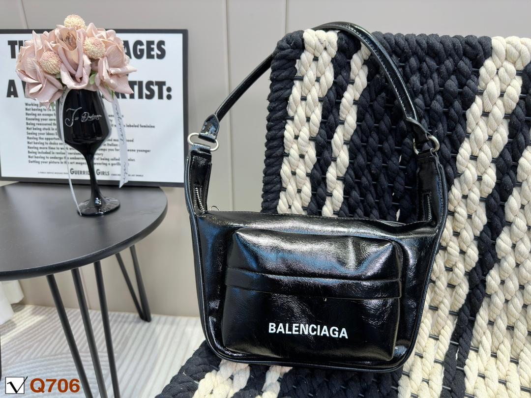 Replica Balenciaga Bag 24x16cm