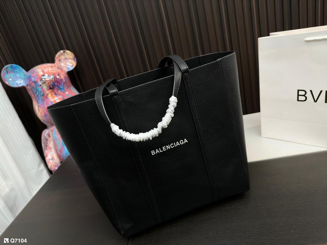 Replica Balenciaga Bag 36x29cm