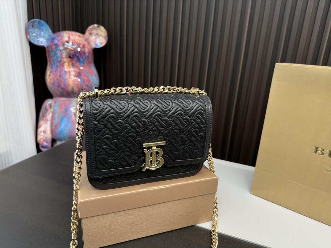 Replica Burberry Bag 21x11cm