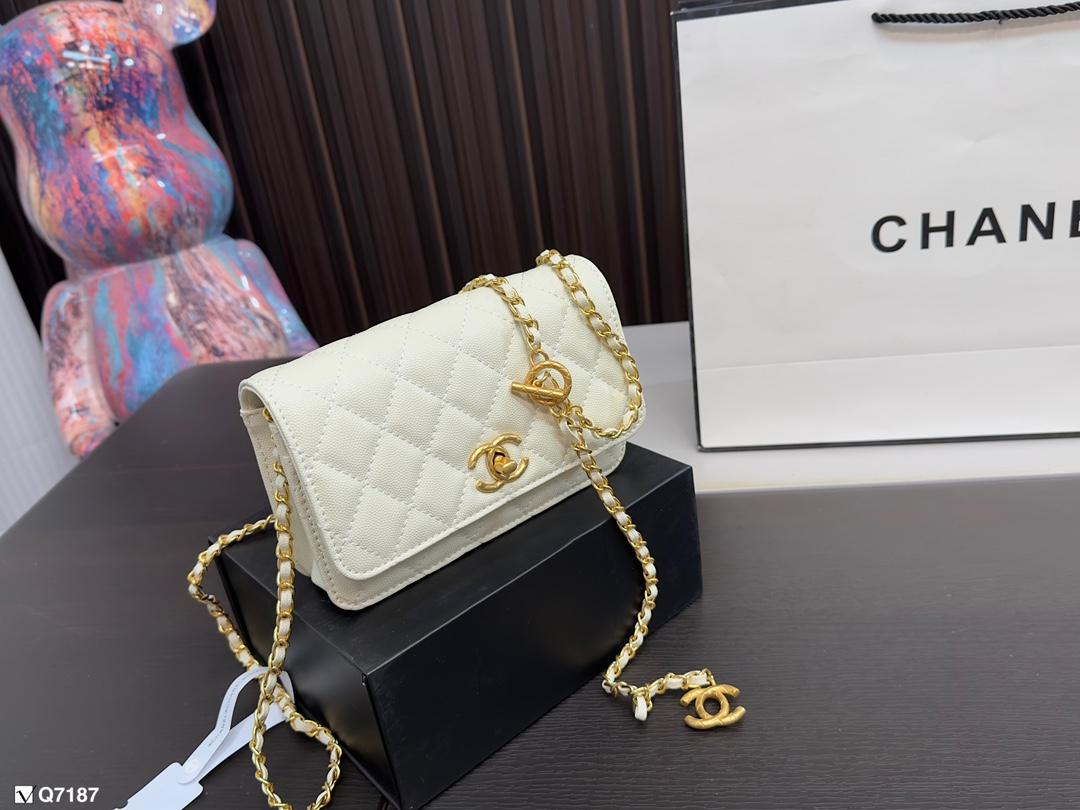 Replica Chanel Bag 18x12cm