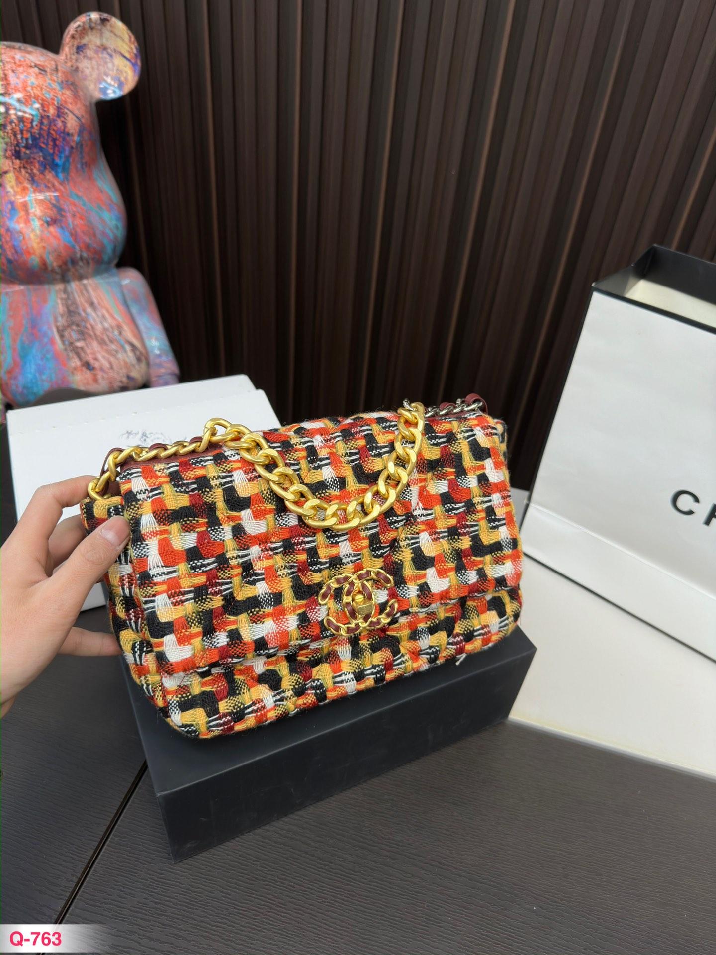 Replica Chanel Bag 17x25cm