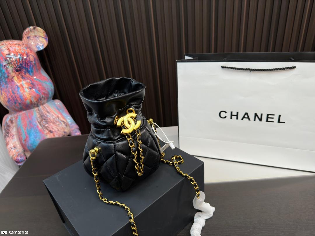 Replica Chanel Bag 15x13cm