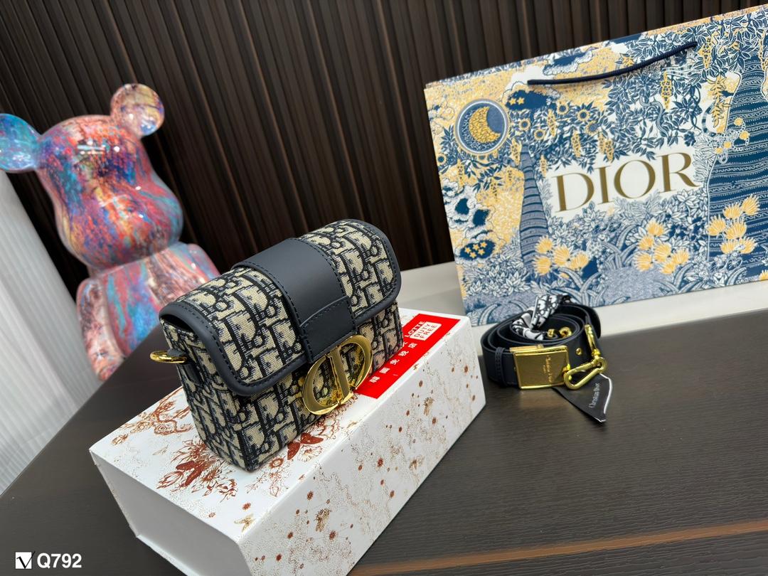 Replica Dior Bag 18x12cm