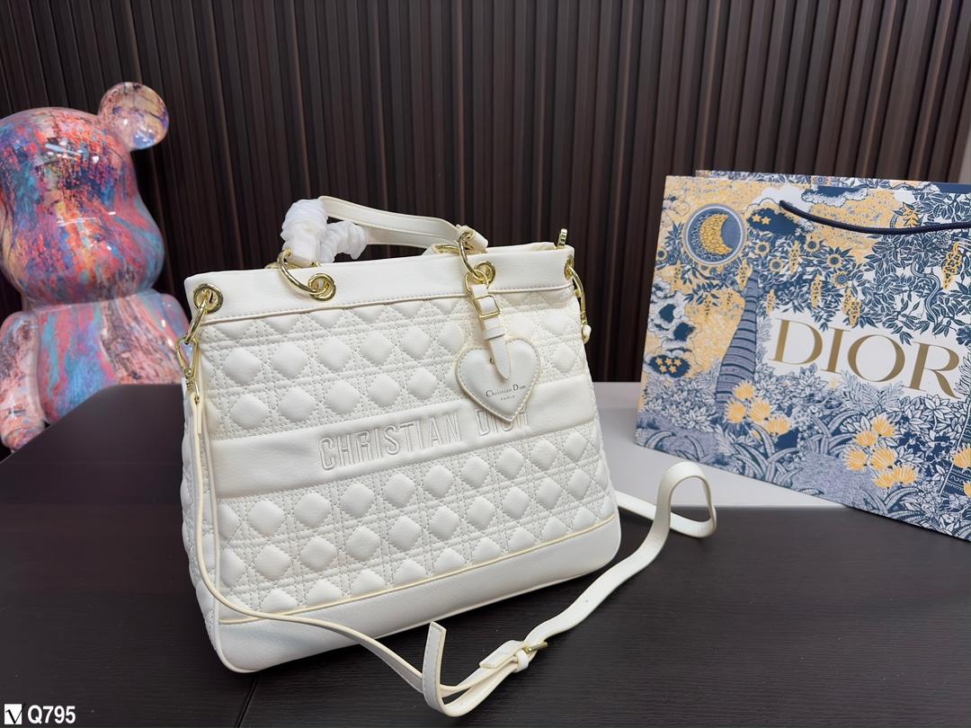 Replica Dior Bag 32x27cm