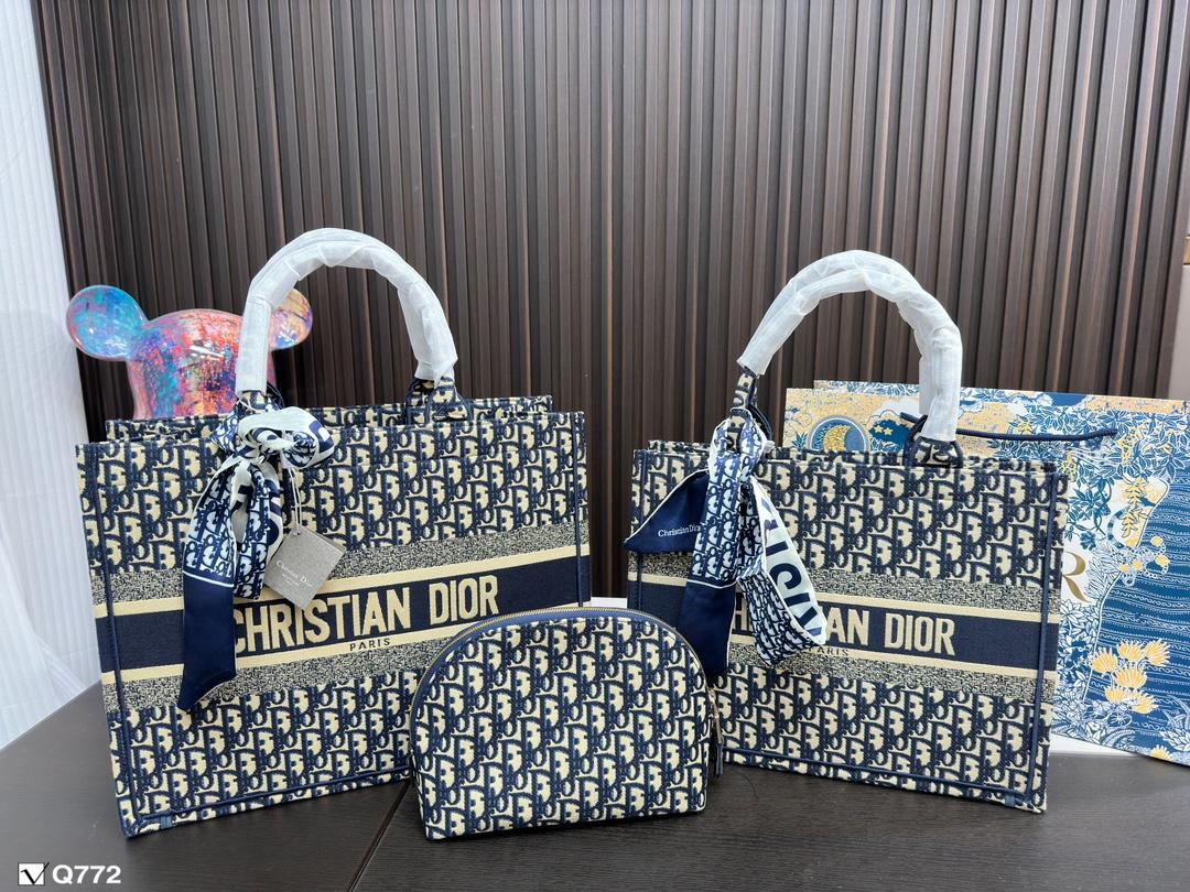 Replica Dior Bag 39x33cm & 33x26cm