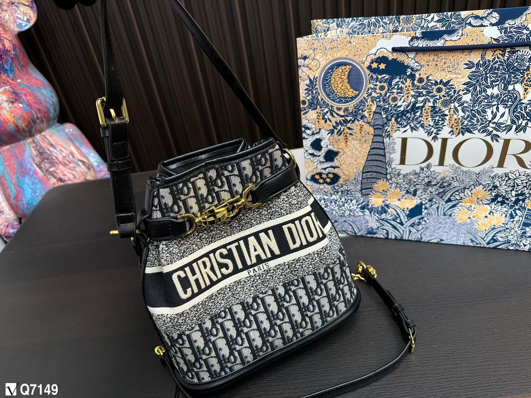 Replica Dior Bag 24x24cm