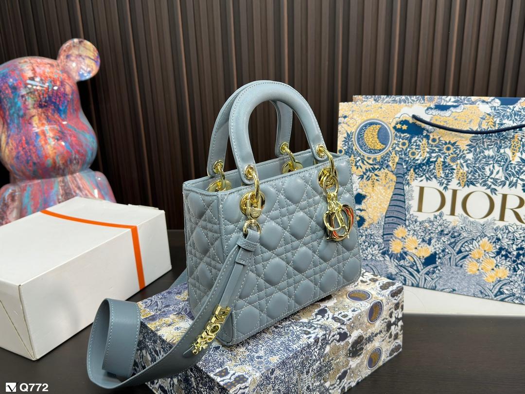 Replica Dior Bag 17x20cm