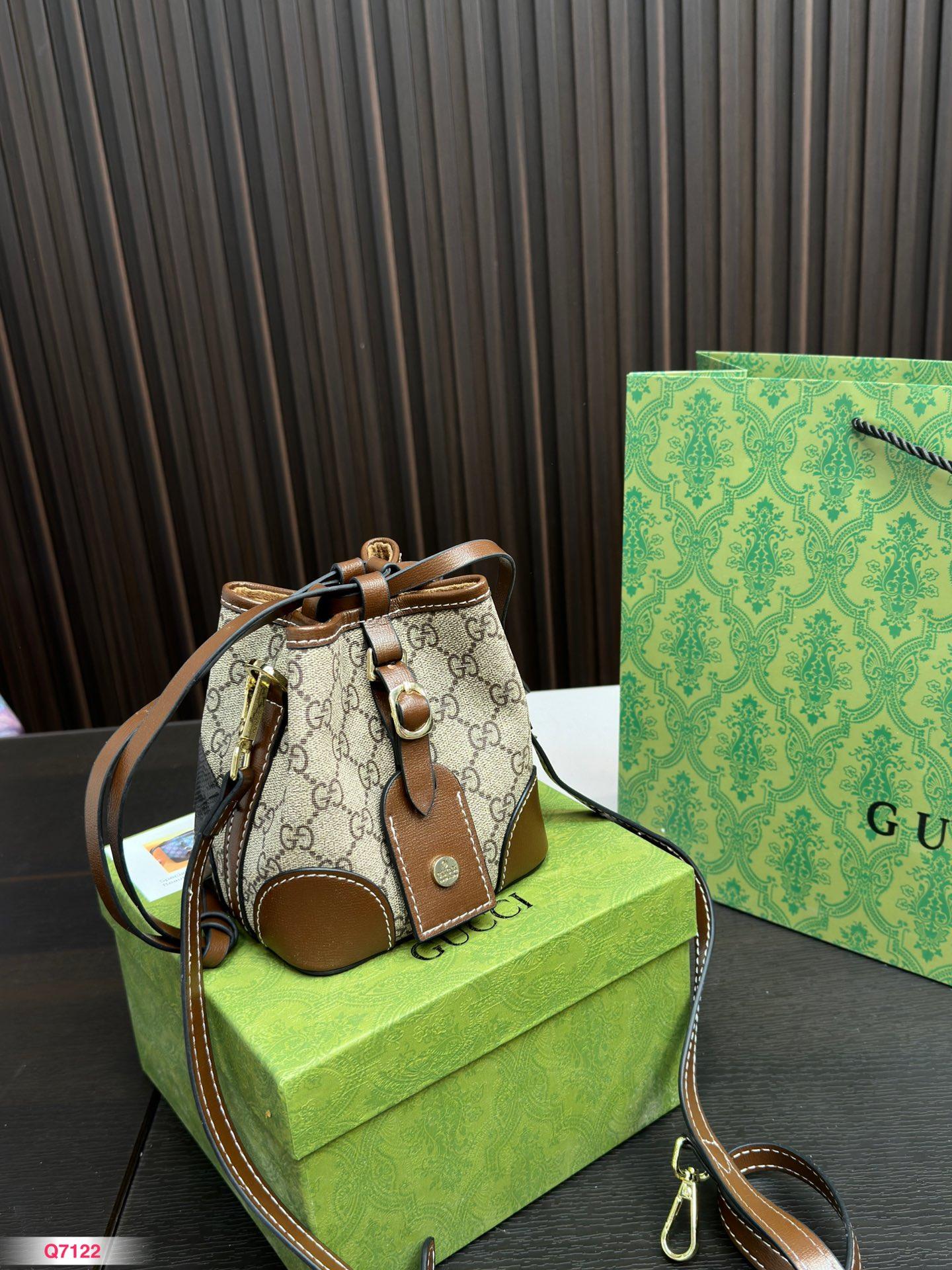 Replica Gucci Bag 13x14cm