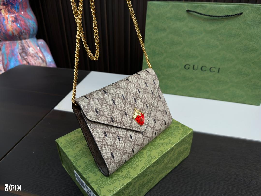 Replica Gucci Bag 18x10cm