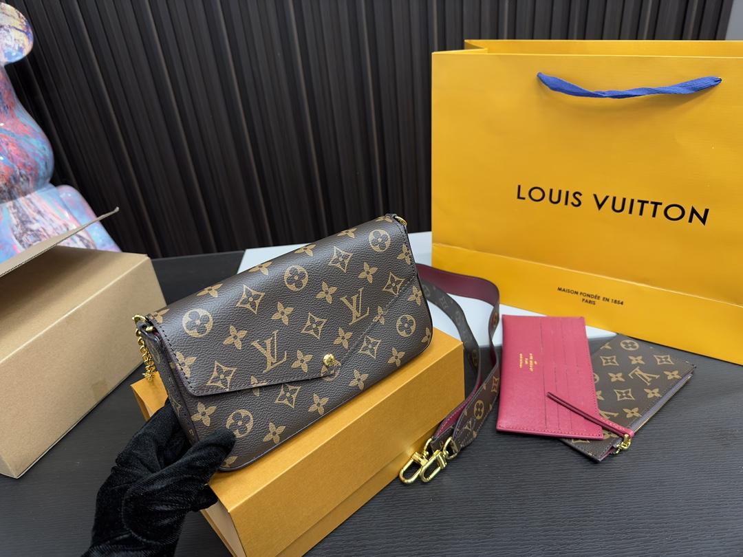 Replica Louis Vuitton Bag 12x21cm