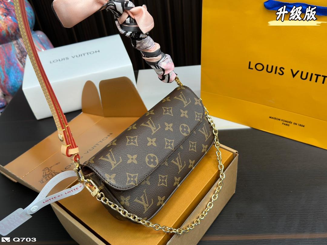 Replica Louis Vuitton Bag 22x11cm