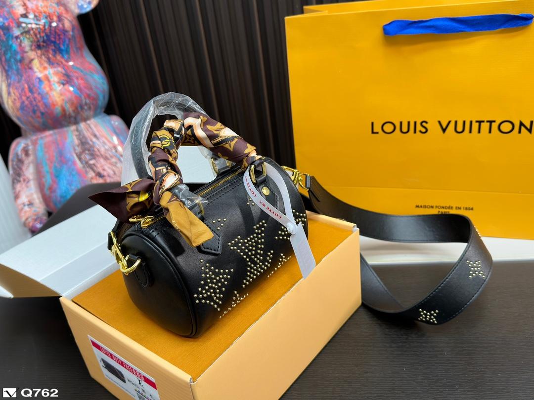 Replica Louis Vuitton Bag 10x16cm