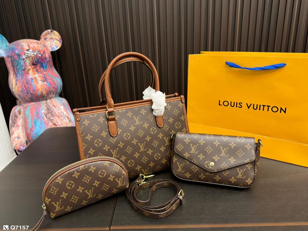 Replica Louis Vuitton Bag 22x31cm