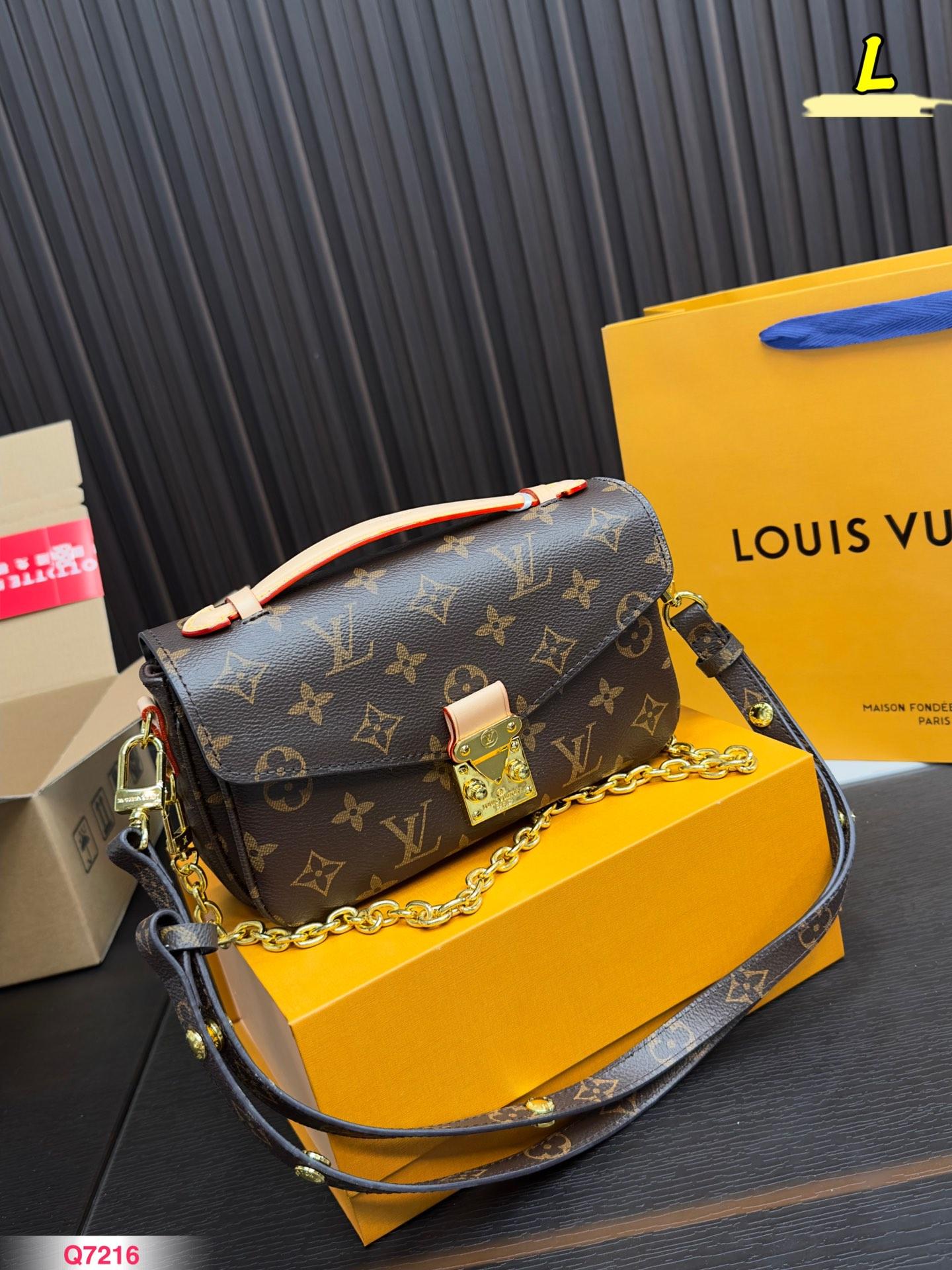 Replica Louis Vuitton Bag 20x13cm