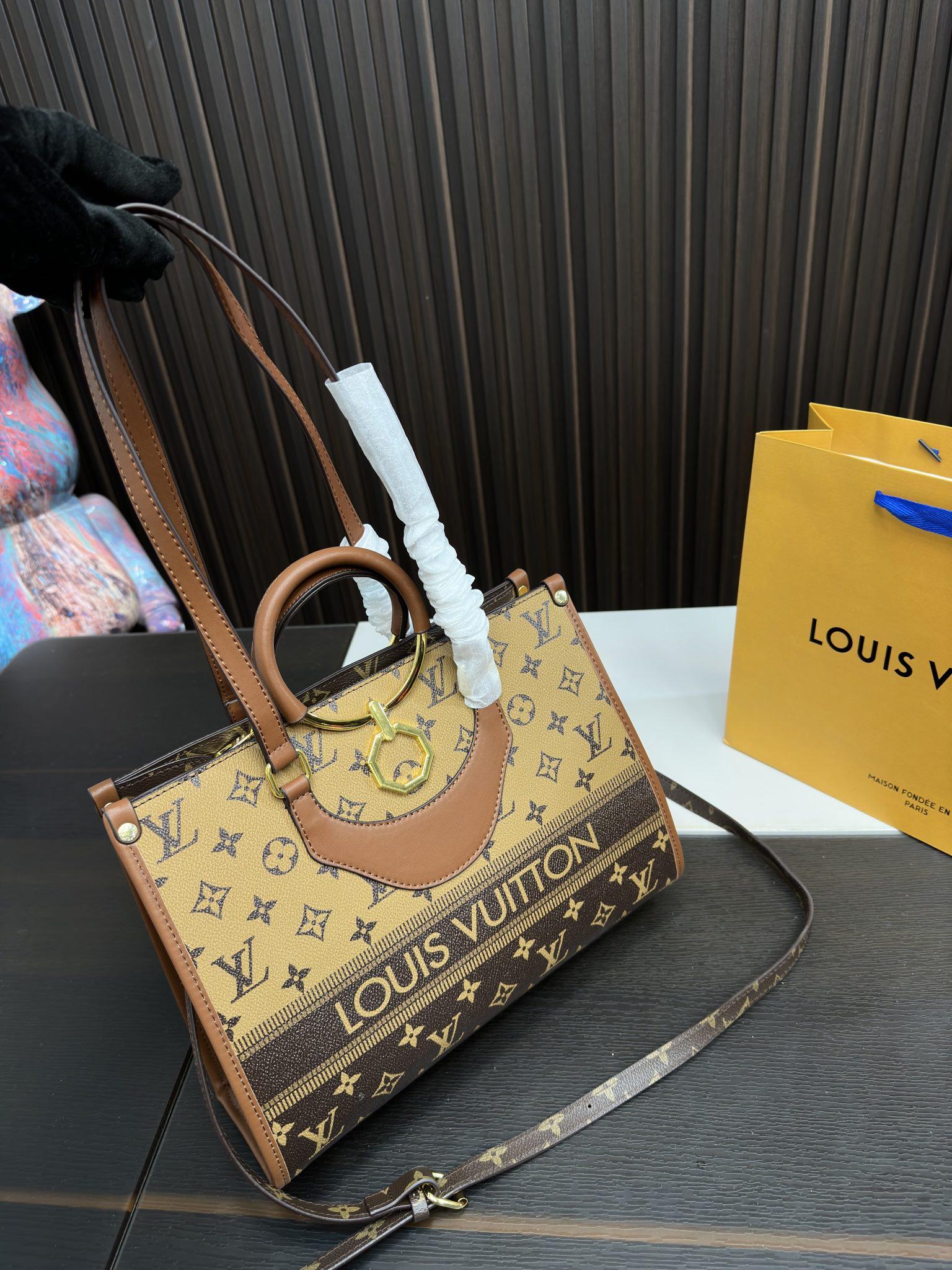 Replica Louis Vuitton Bag 31x23cm