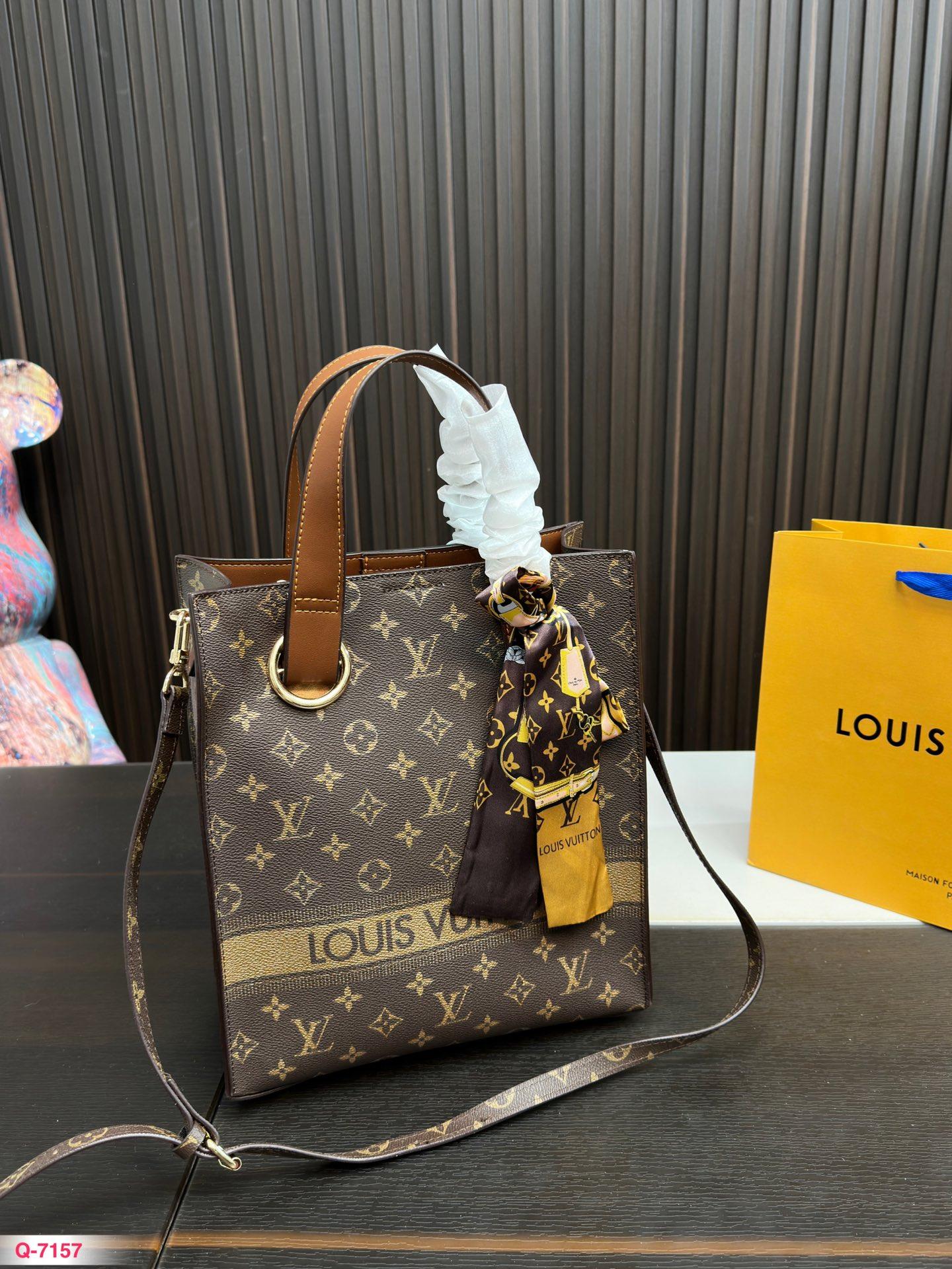 Replica Louis Vuitton Bag 30x26cm