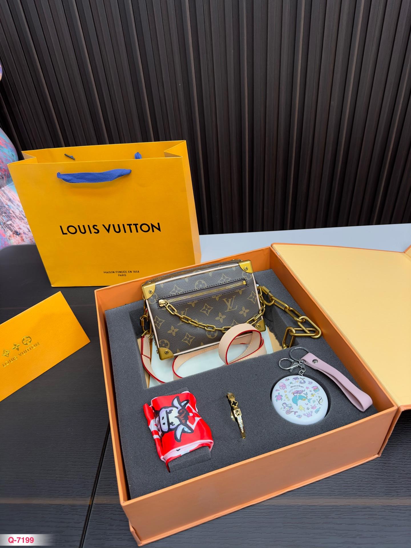 Replica Louis Vuitton Bag Set 12x18cm